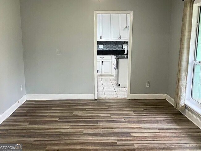 Building Photo - 176 Whippoorwill Cir