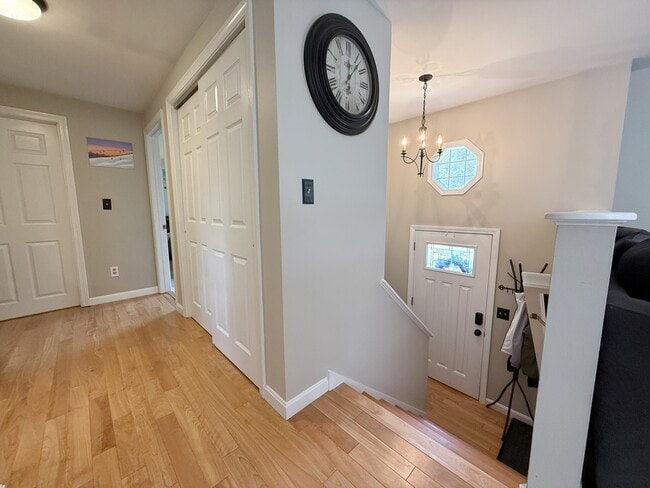 Building Photo - 49 Buttonwood Rd