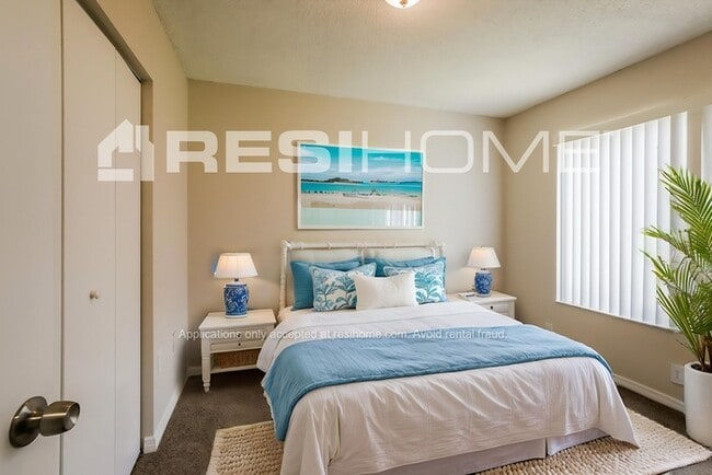 Building Photo - 12752 SW 265th Terrace