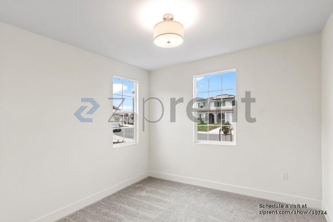 Building Photo - 5418 Paularo Wy