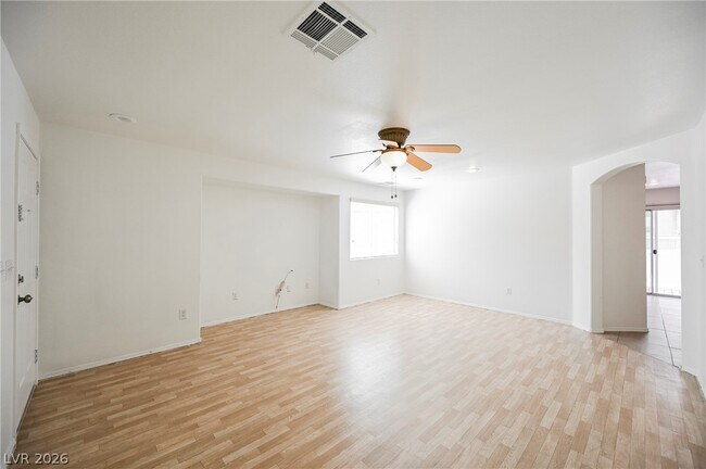 Building Photo - 9996 Alder Springs Ct