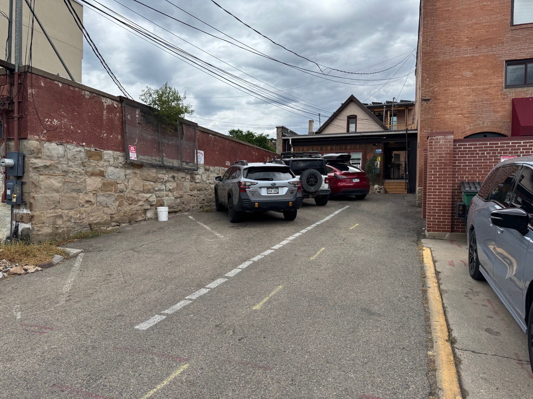 Building Photo - 1028 Narrow Gauge Ave