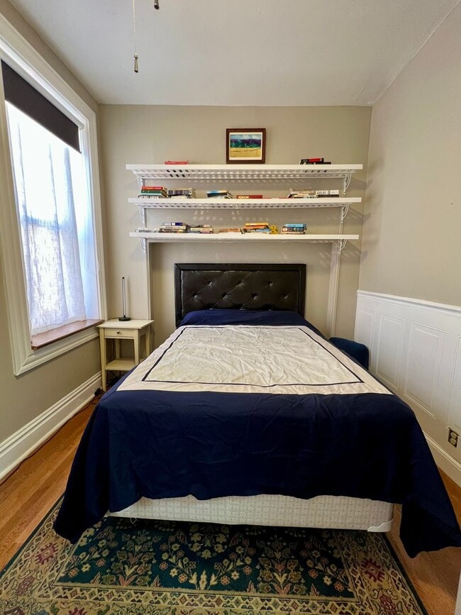 Building Photo - 4248 Botanical Ave