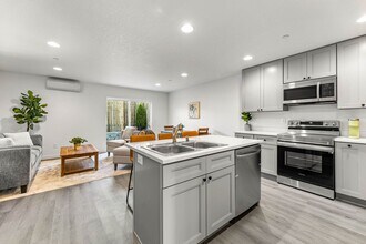 Building Photo - New Construction 2 MONTHS FREE RENT