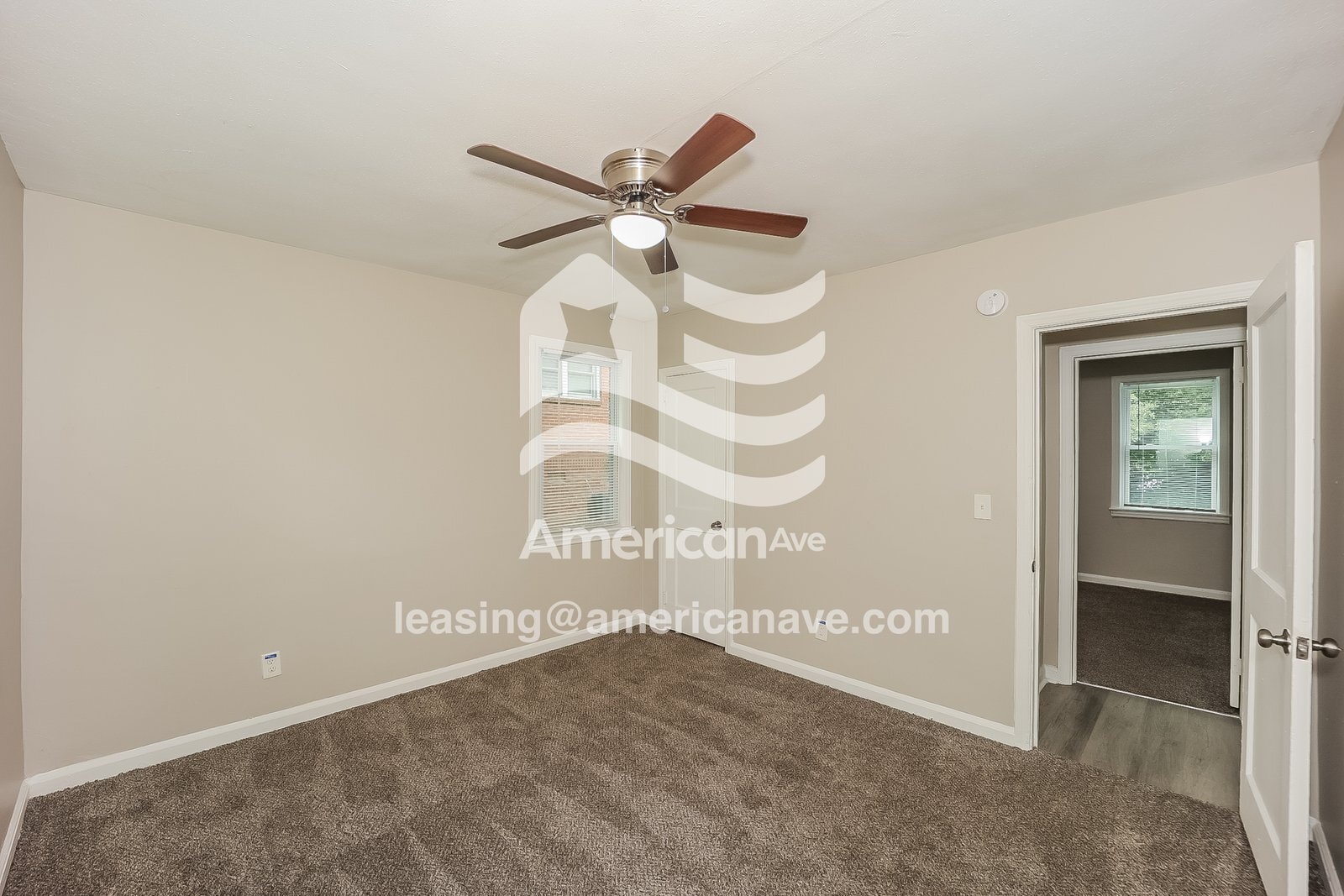 Building Photo - 2711 King St