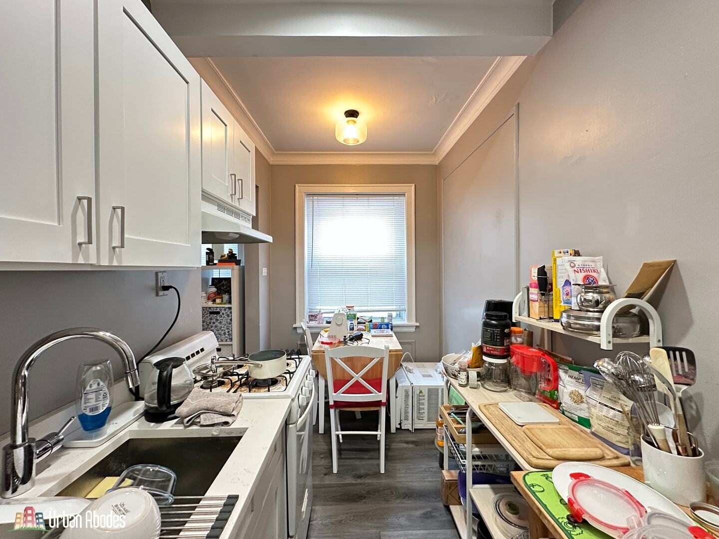 Building Photo - 5517 N Kenmore Ave