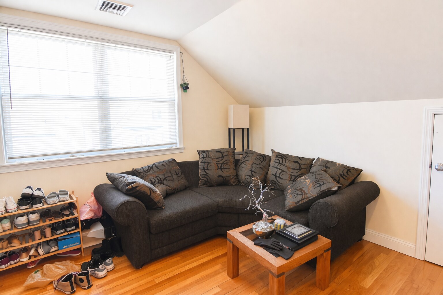 Building Photo - 84 Litchfield St