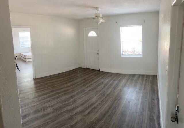 Building Photo - 224 NE 18th Ave