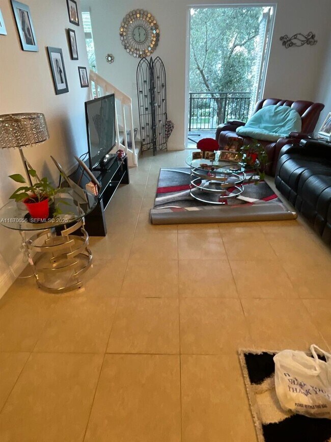 Building Photo - 819 SW 147th Ave