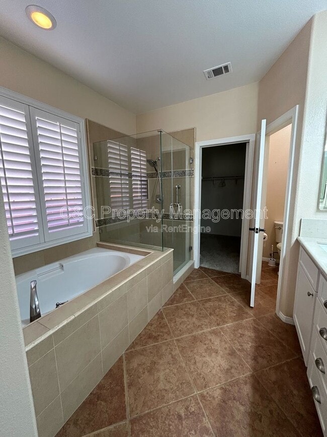 Building Photo - 30934 Crystalaire Dr