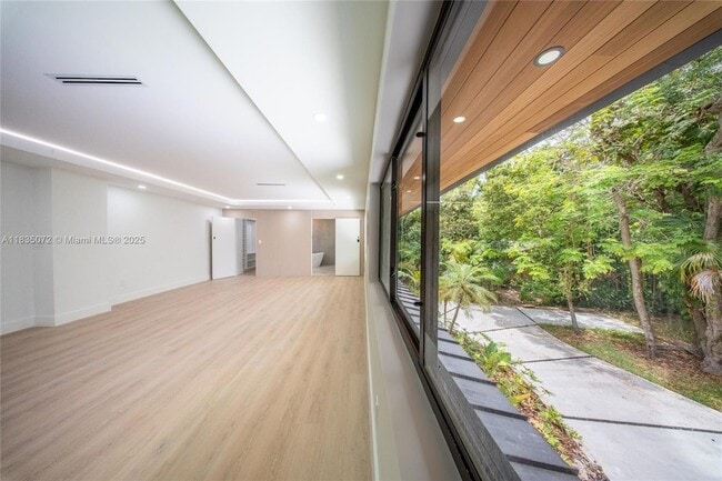 Building Photo - 6525 SW 133rd Dr