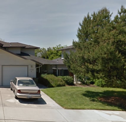 Building Photo - 2 BED 2 BATH TOWNHOME