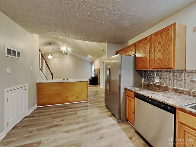 Building Photo - 141 Willowleaf Ln