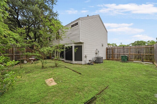 Building Photo - 5106 Spruce Forest Dr