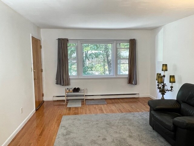 living room - 56 Wakelee Ave
