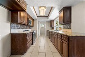 Building Photo - 5025 Clover Valley Dr