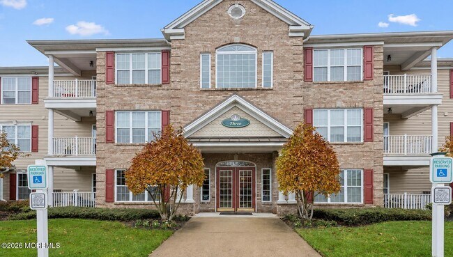 Building Photo - 338 Sophee Ln