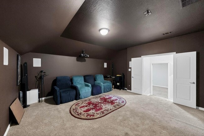 Building Photo - 604 Knightsbridge Ln