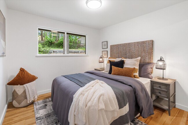 Building Photo - Remodeled Rambler with 2/Car garage, RV Parking and an Impressive Back Yard!!!!!