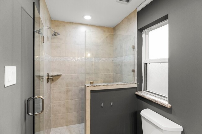Building Photo - 11518 Summerhill Ln