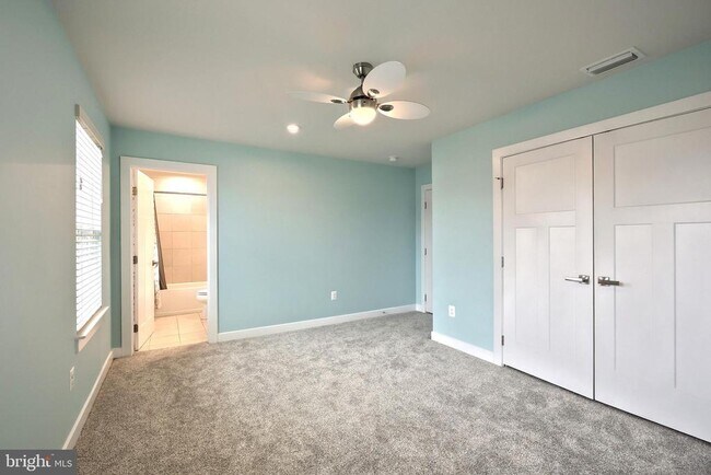 Building Photo - 12 Ervin Dr