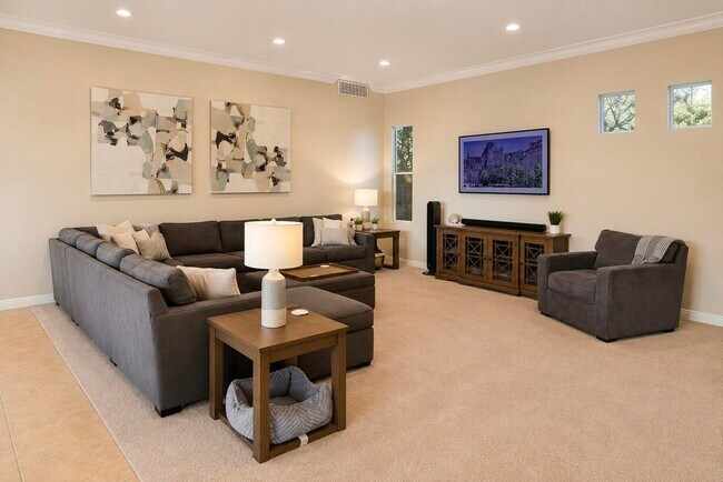 Building Photo - 90 Clavel Ct