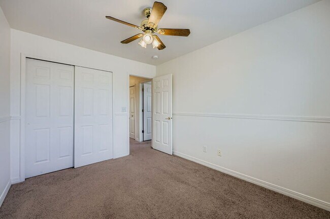Building Photo - 504 Pyrite Terrace