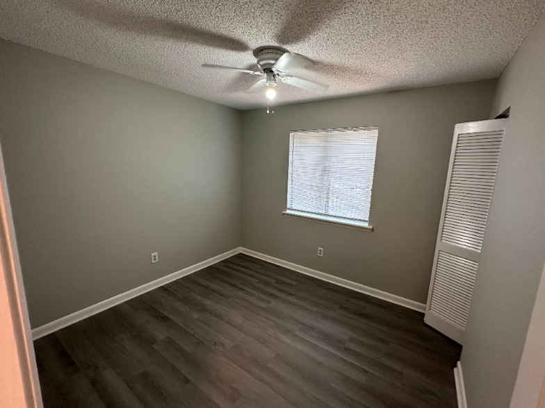 Building Photo - 123 Sea Parc St