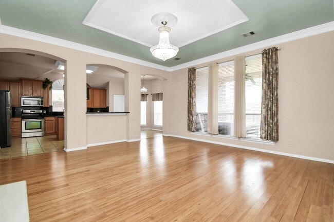 Building Photo - 5206 Laura Lee Ln