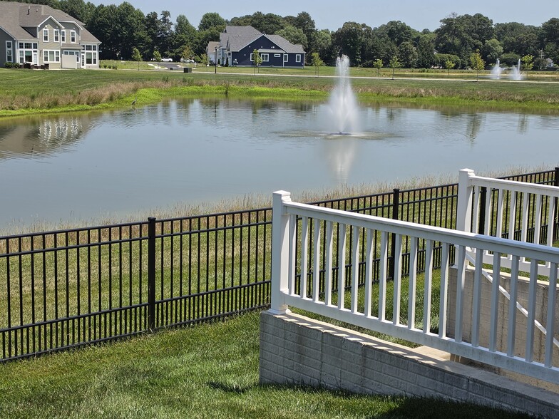 Building Photo - 28050 Purple Martin Cir