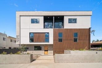 Building Photo - 6049 Craner Ave