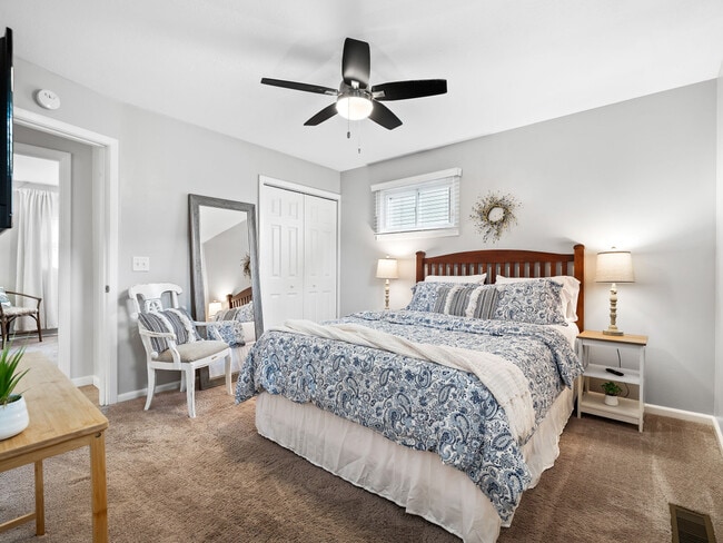 Building Photo - 126 Beachwood Ave