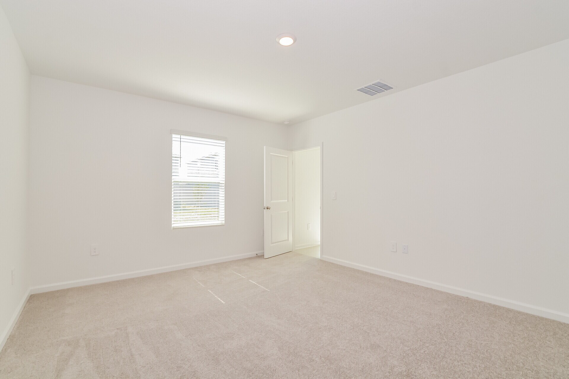 Building Photo - 4054 Old Mill Rd