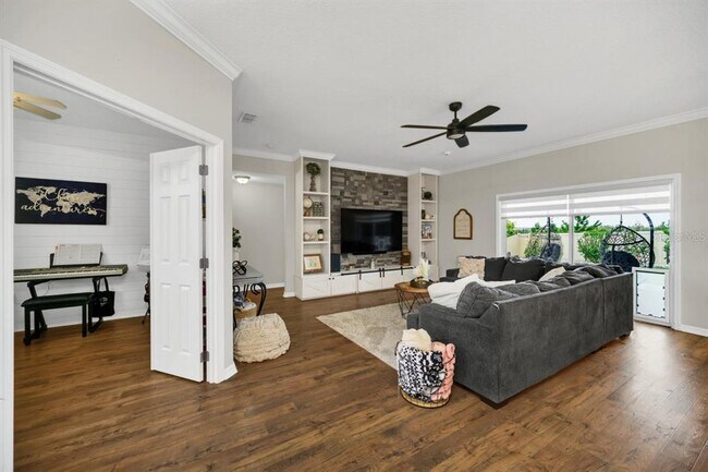 Building Photo - 9420 Ivywood St