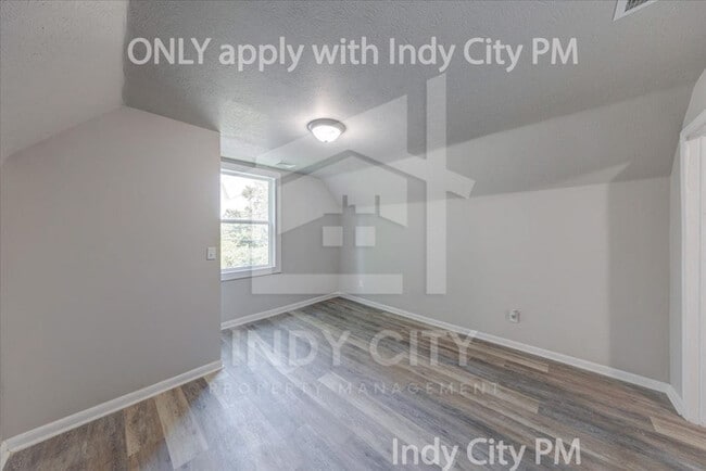 Building Photo - 53 E Raymond St