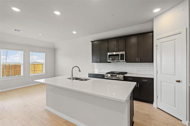Building Photo - 1316 Water Canna Dr