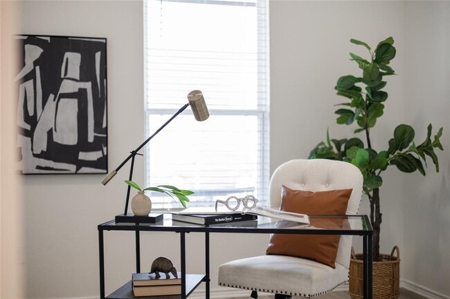 Building Photo - 1905 Red Berry Pass