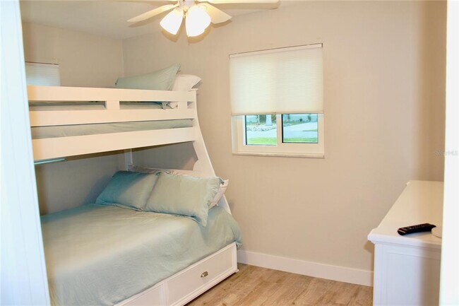 Building Photo - 2744 Sanderling Ct