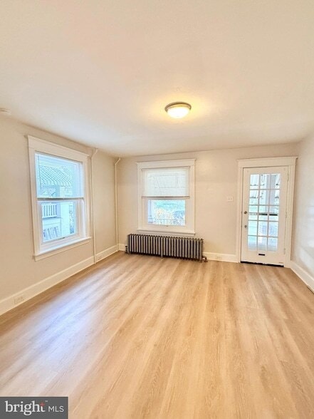 Building Photo - 1203 Cherry St