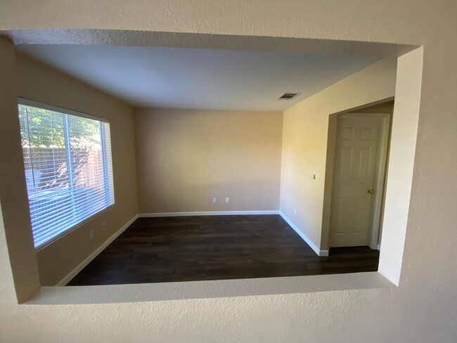 Building Photo - Spacious Folsom Home Near Sandra Gallardo ...