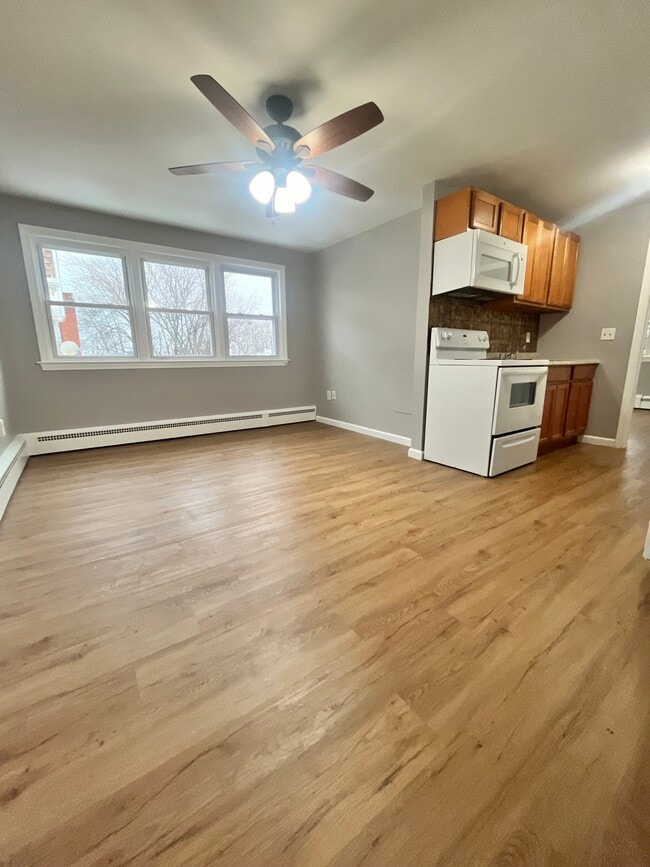 Building Photo - 4 Nesbit Ave