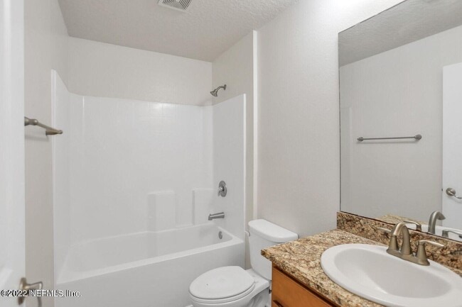 Building Photo - 5816 Round Table Rd