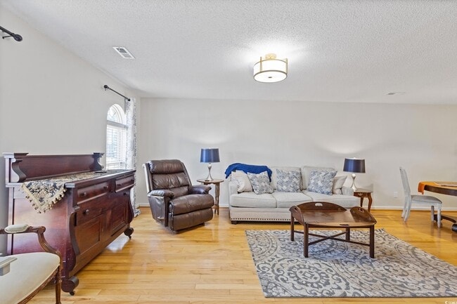 Building Photo - 3948 Tybre Downs Cir