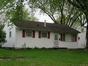 Building Photo - 739 Sherman Ave