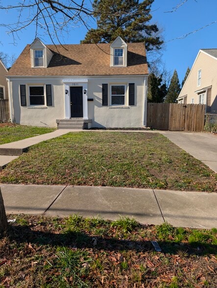 Building Photo - 1511 Columbia St