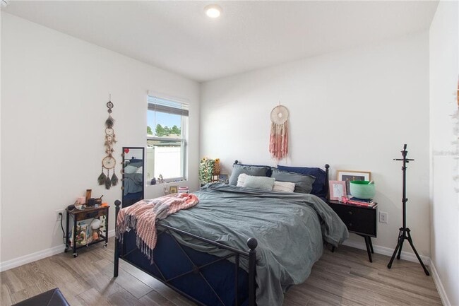 Building Photo - 49 Hickory Course Ln