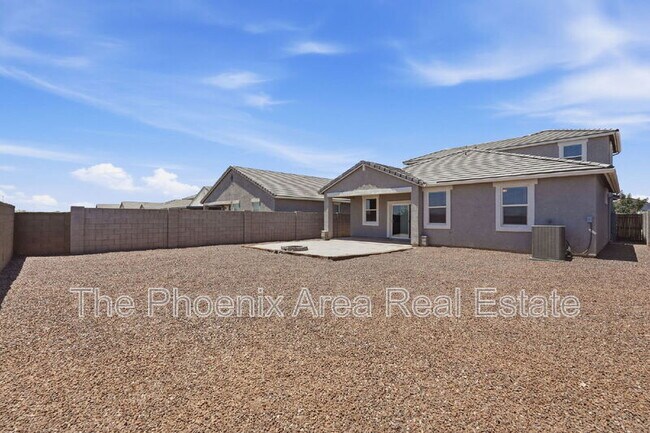 Building Photo - 2761 W Seaver Ave