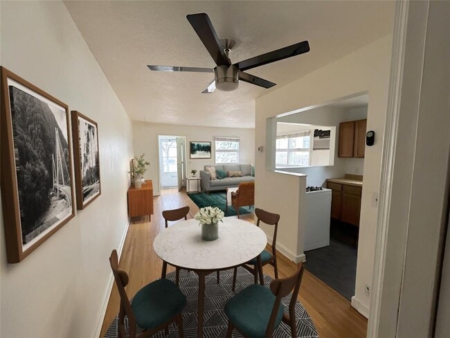 Building Photo - 2105 Grand Ave S