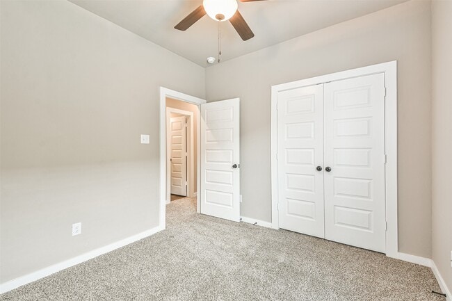 Building Photo - 25531 Starling Ln