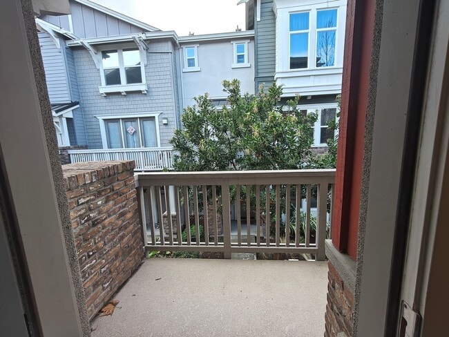 Building Photo - Coming Soon ? Bright, Modern Living in Sunnyvale